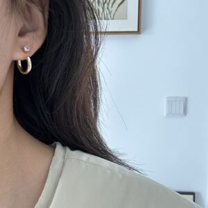 Multiple half-circle earrings - Image 4