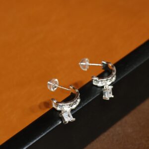 Pure silver C-shaped zircon earrings - Image 2