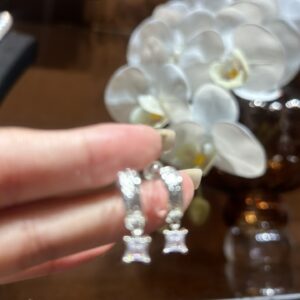Pure silver C-shaped zircon earrings - Image 12