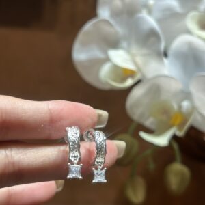 Pure silver C-shaped zircon earrings - Image 11