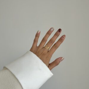 Love-shaped hollow-woven ring - Image 3