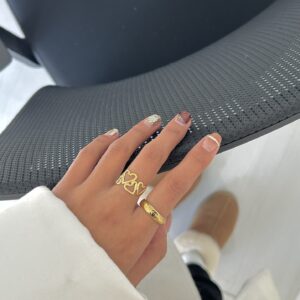 Love-shaped hollow-woven ring - Image 10